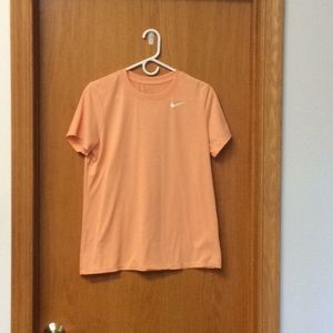 Melon Colored Nike Women’s L Dri Fit Tee